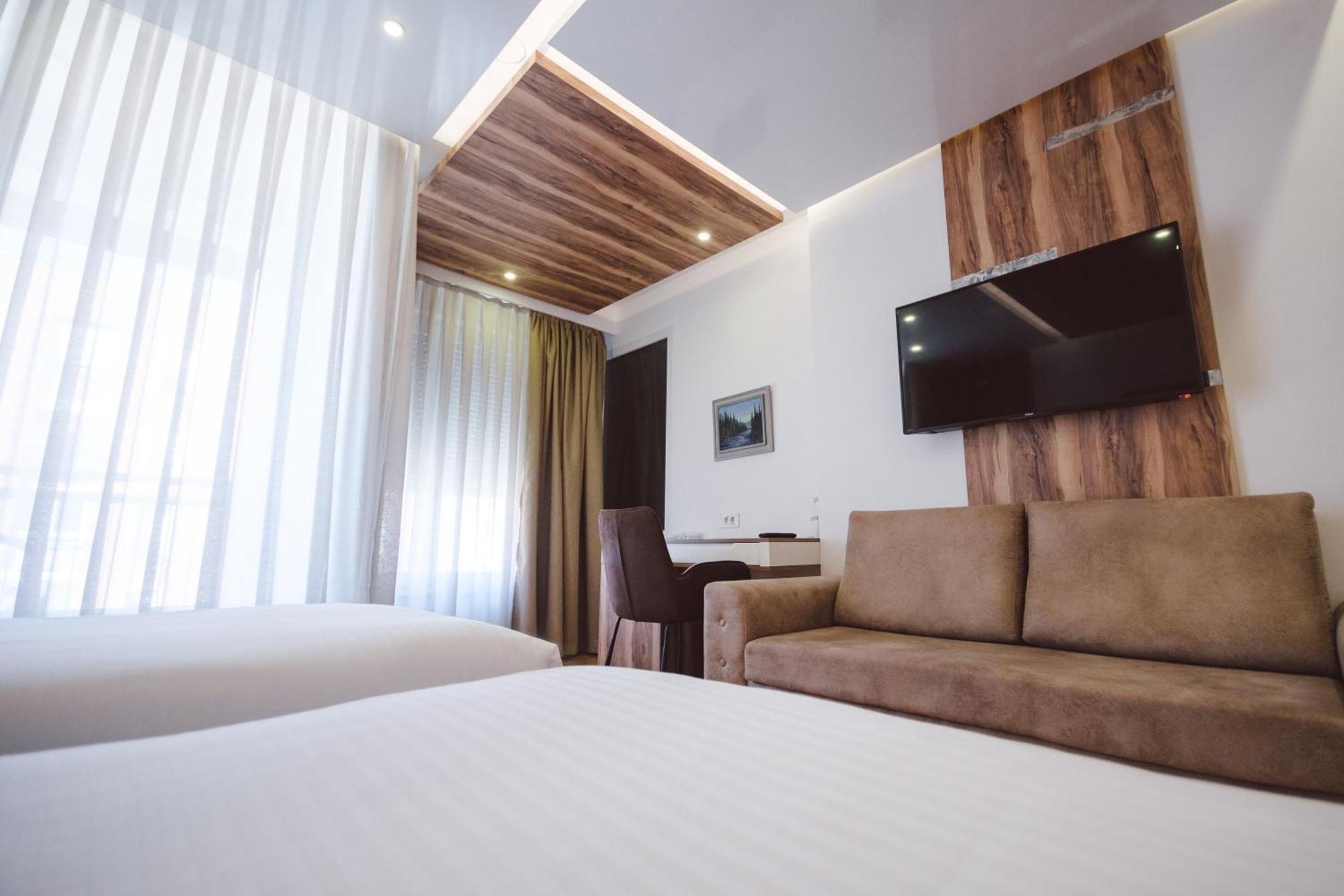 Star Hill Hotel & Spa Prisztina Zewnętrze zdjęcie