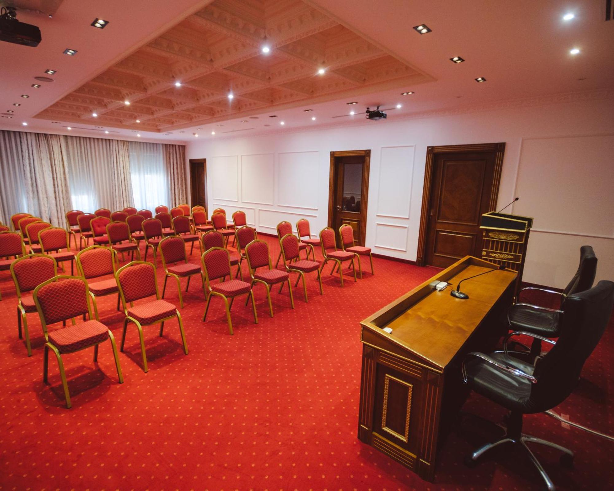 Star Hill Hotel & Spa Prisztina Zewnętrze zdjęcie